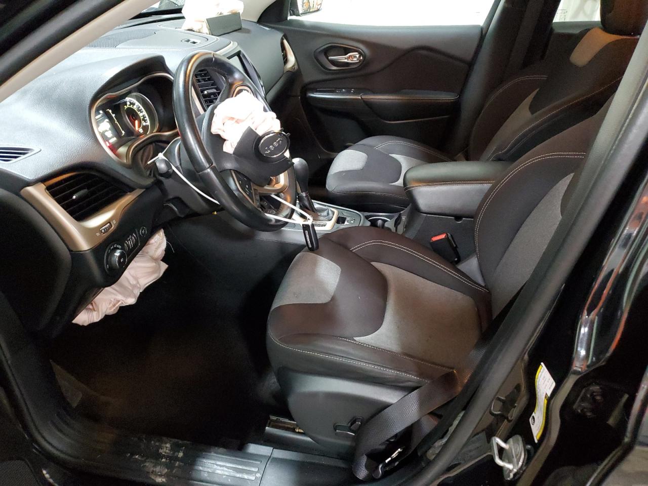 2014 Jeep Cherokee Latitude VIN: 1C4PJMCS9EW152329 Lot: 89442385