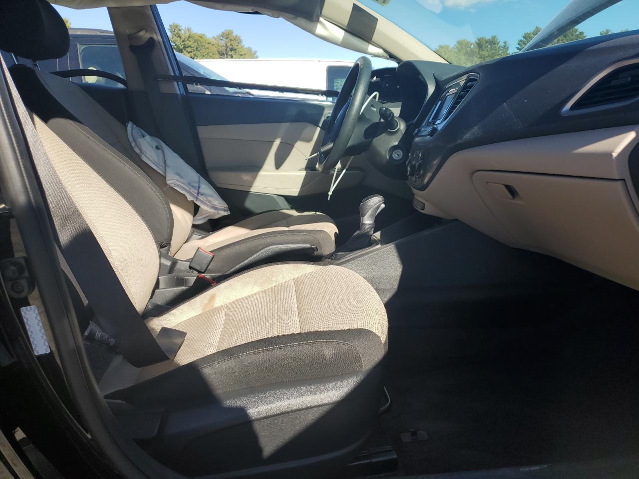 2021 Hyundai Accent Se VIN: 3KPC24A60ME132075 Lot: 84046645