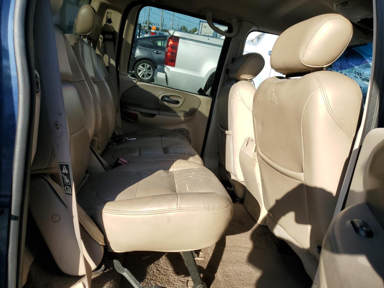 2002 Ford F150 Supercrew VIN: 1FTRW07L72KD27458 Lot: 93606105