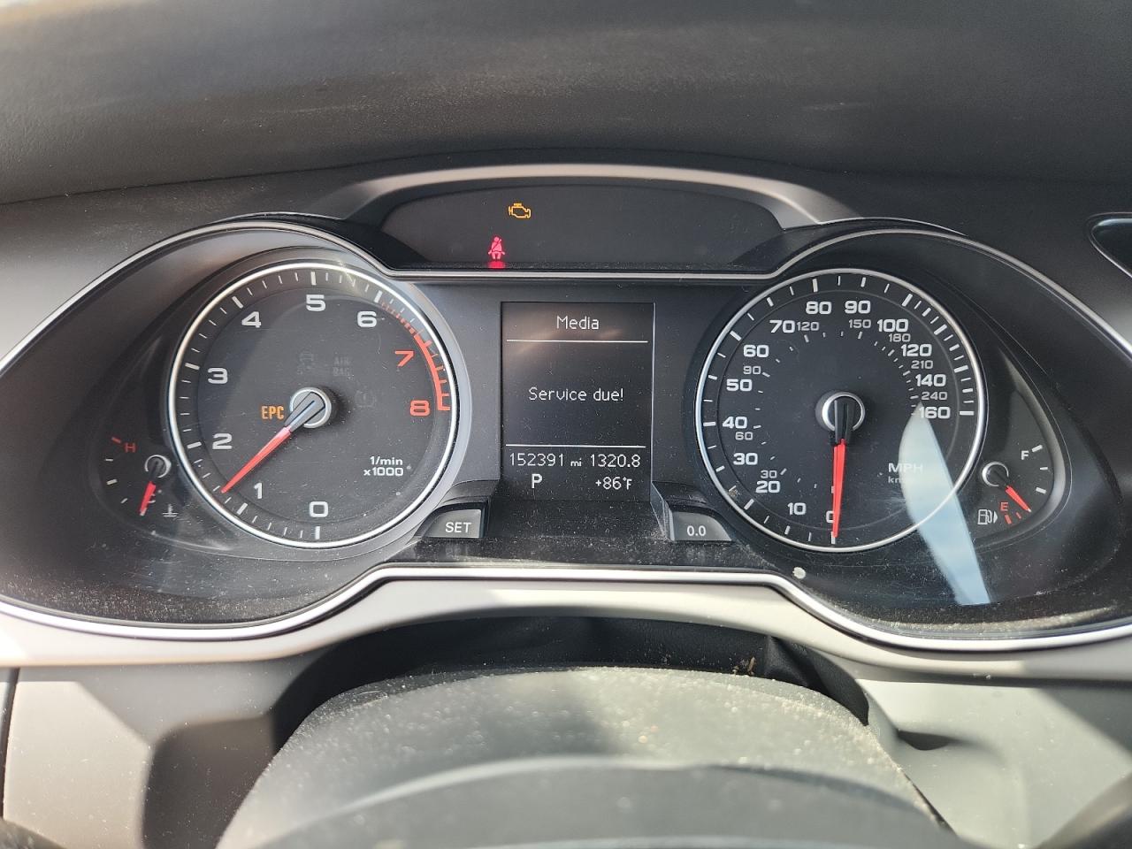 2015 Audi A4 Premium VIN: WAUAFAFL7FN019633 Lot: 81880865