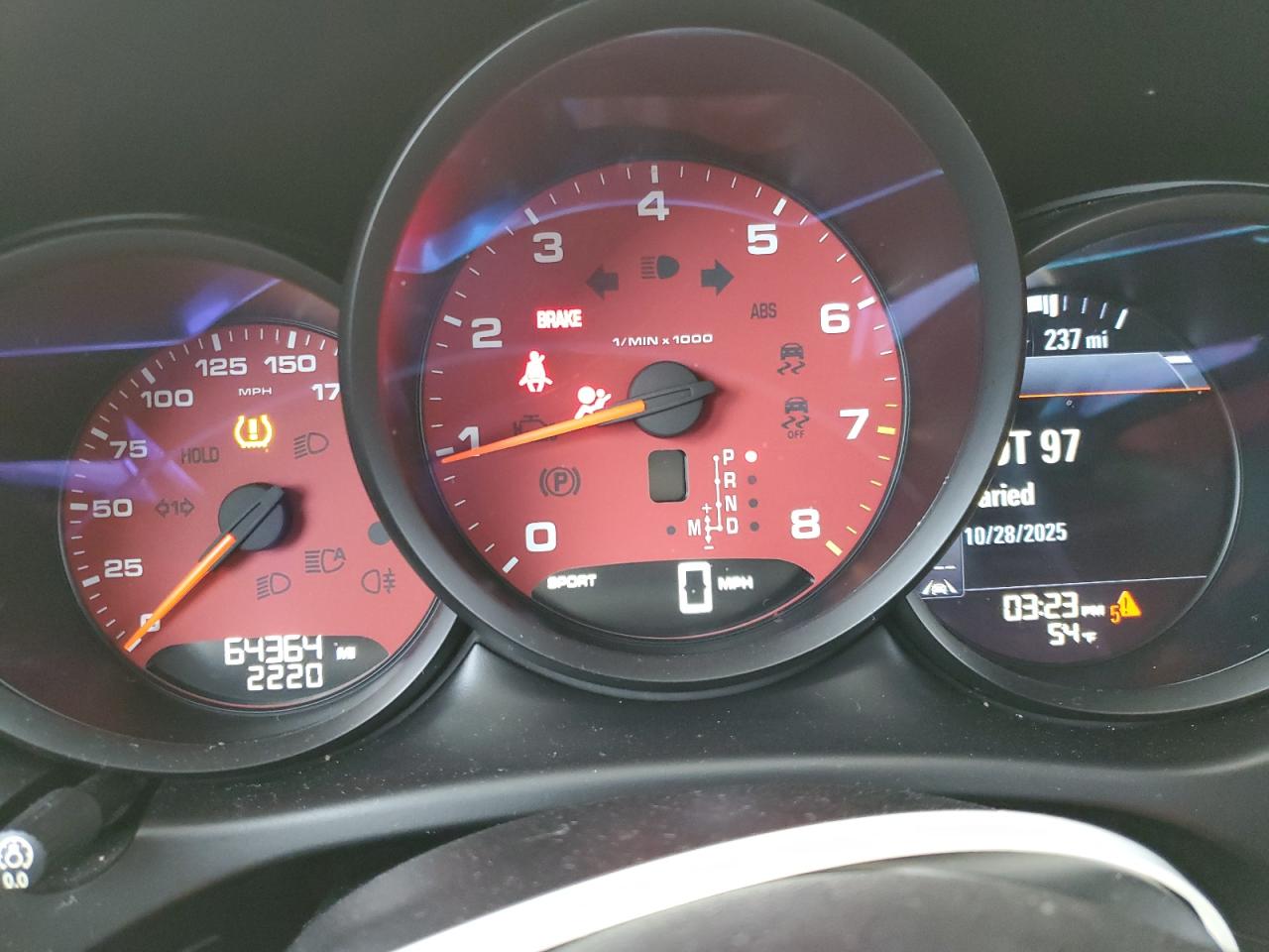 2017 Porsche Macan VIN: WP1AA2A5XHLB06150 Lot: 82745105