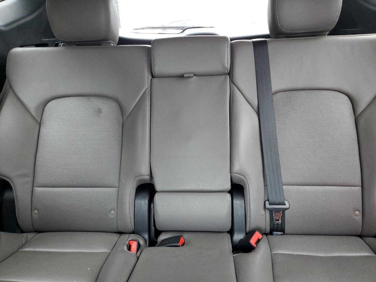 2017 Hyundai Santa Fe Sport VIN: 5NMZUDLB7HH040894 Lot: 81999995