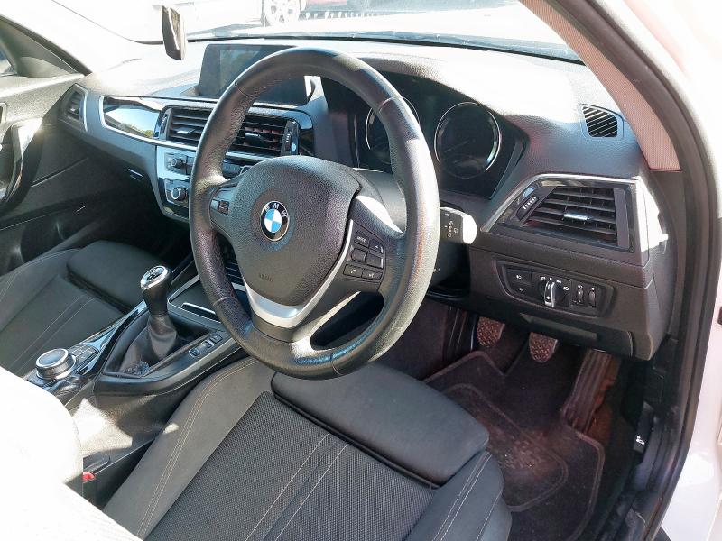 2019 BMW 118D SPORT 