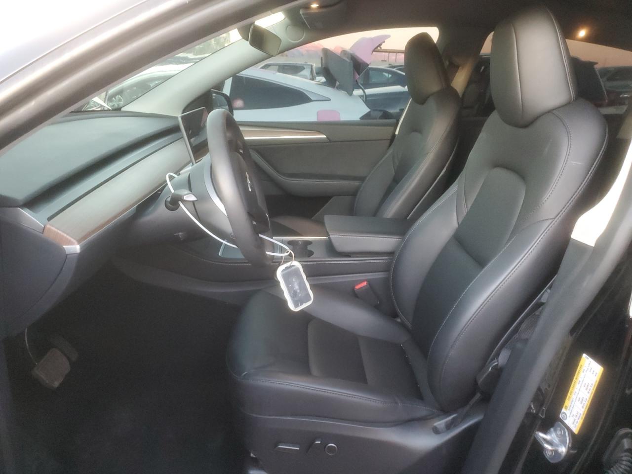 2025 Tesla Model Y VIN: 7SAYGDED9SF251091 Lot: 90049905