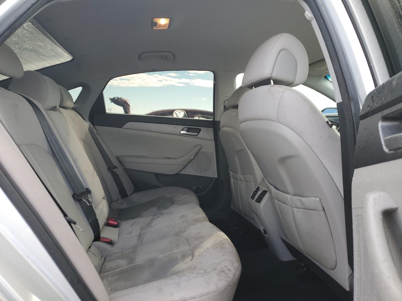 2015 Hyundai Sonata Se VIN: 5NPE24AF2FH026640 Lot: 81028835