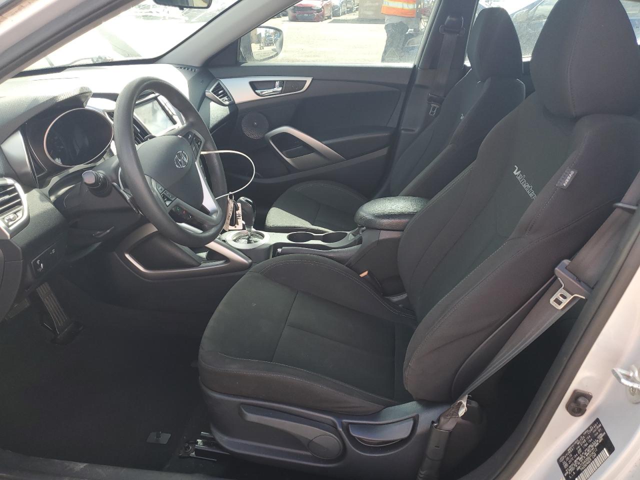 2016 Hyundai Veloster VIN: KMHTC6AD0GU304212 Lot: 86447825