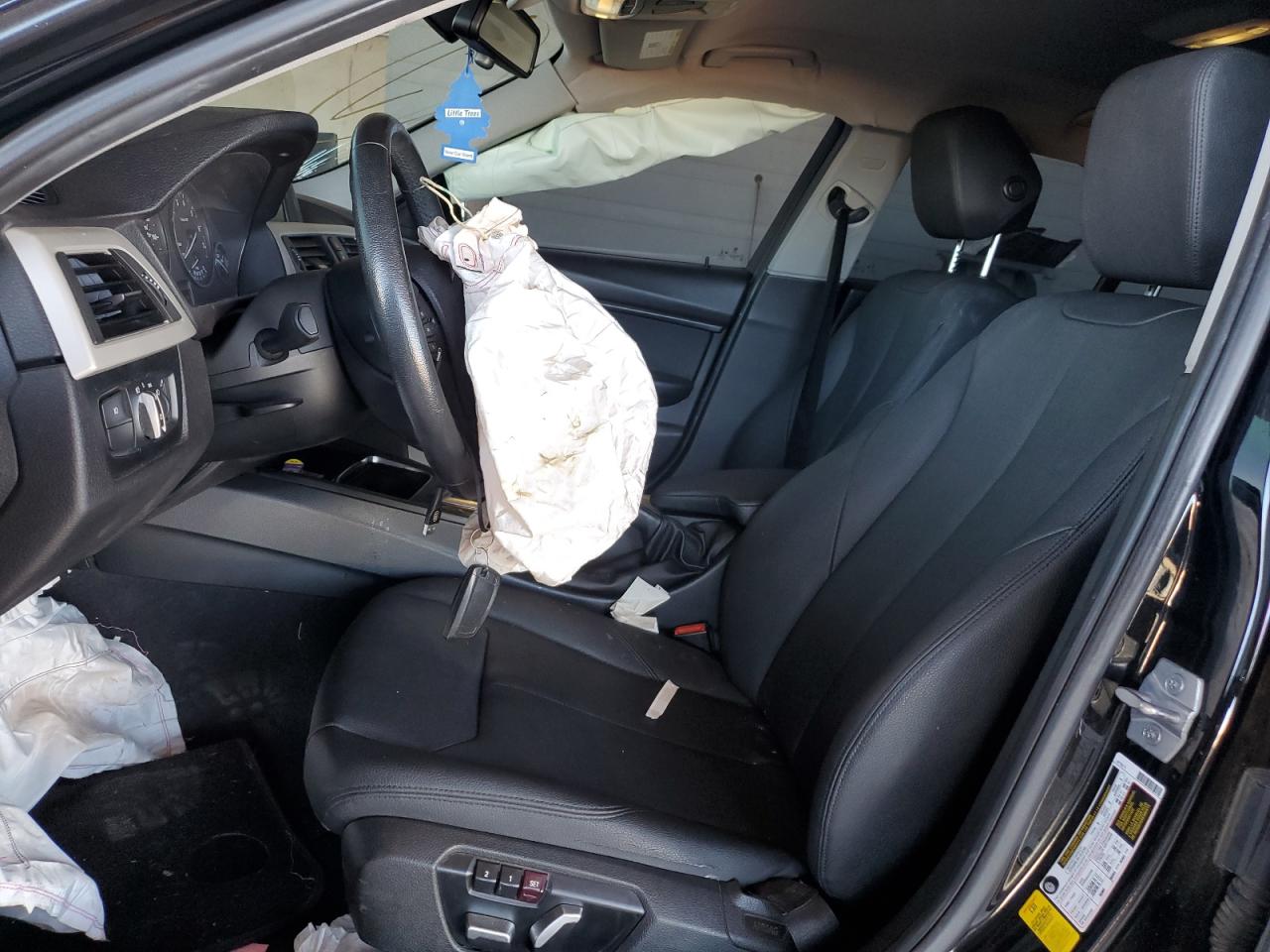 2017 BMW 320 I VIN: WBA8A9C33HK864614 Lot: 84447045