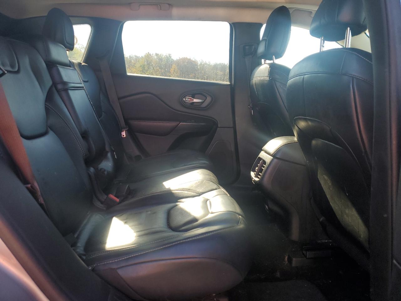 2014 Jeep Cherokee Limited VIN: 1C4PJMDB5EW255312 Lot: 89611245