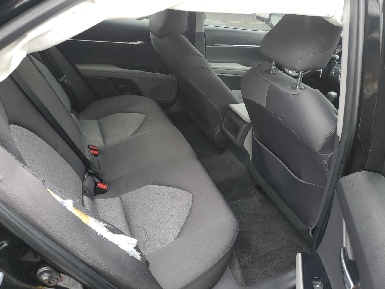 2018 Toyota Camry L VIN: JTNB11HK3J3004797 Lot: 86634815