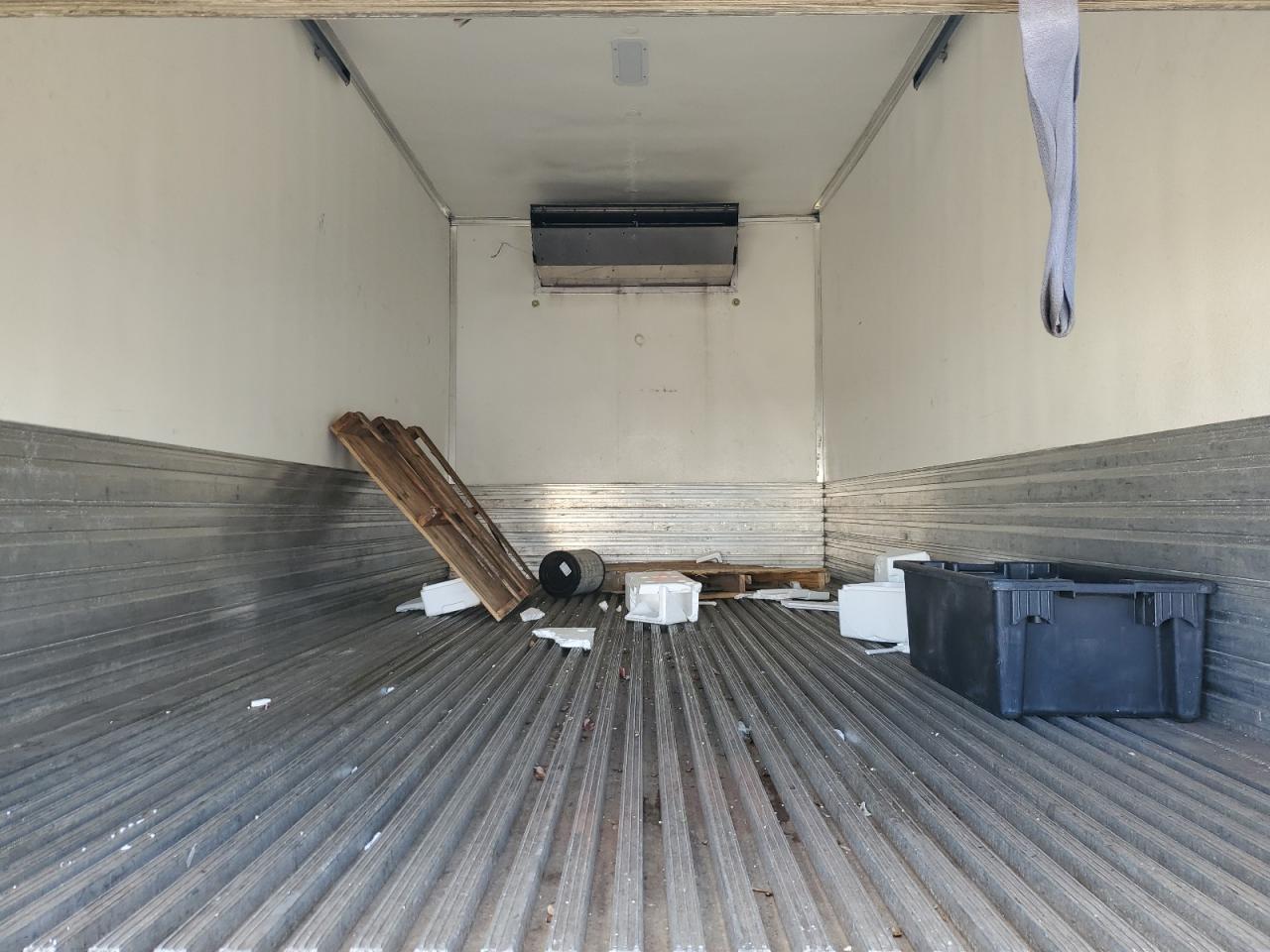 2019 Isuzu Nqr Refrigerated Delivery Truck VIN: JALE5W163K7900266 Lot: 82583935