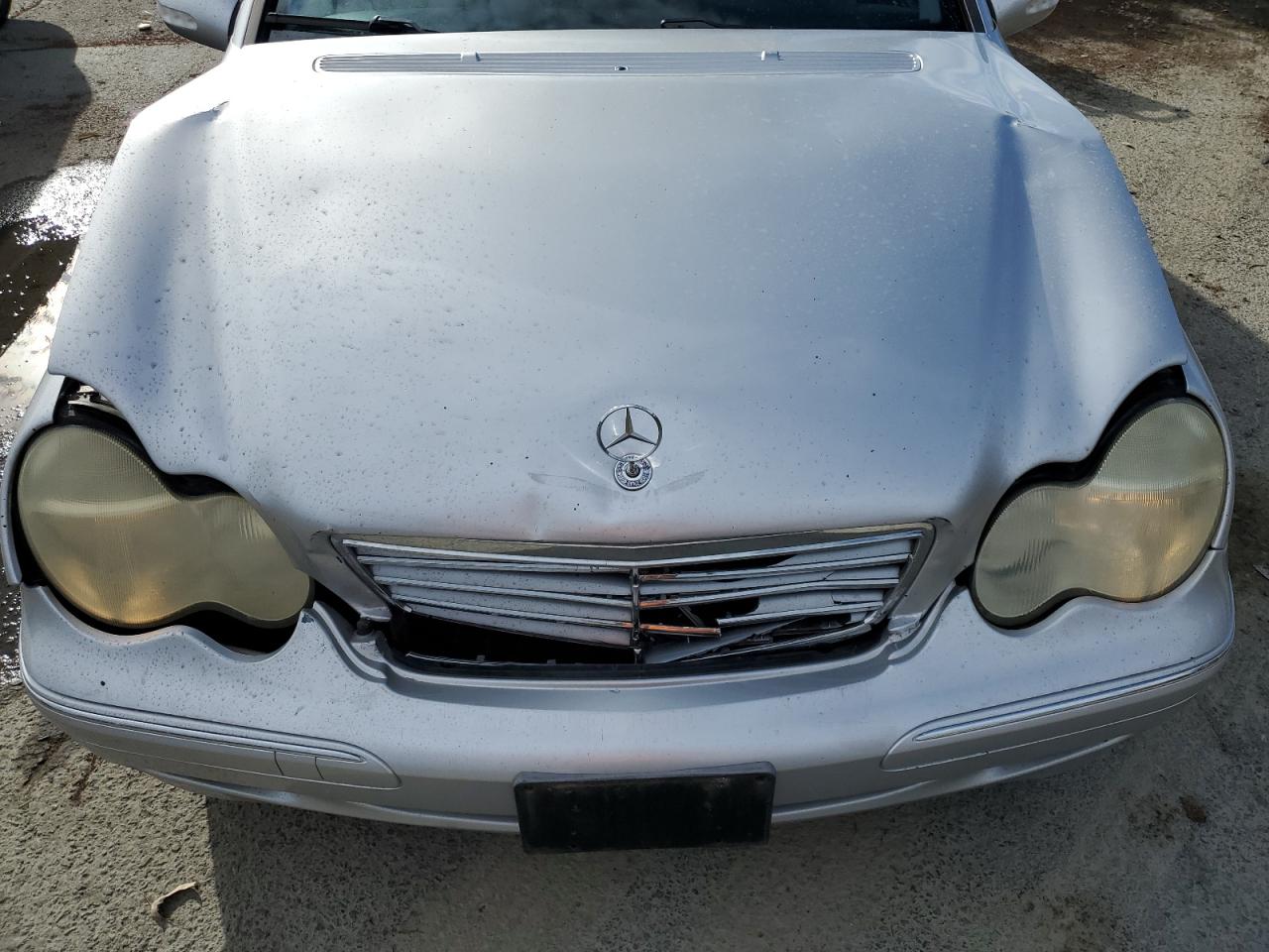 2002 Mercedes-Benz C 320 VIN: WDBRH64J32F181888 Lot: 85120285