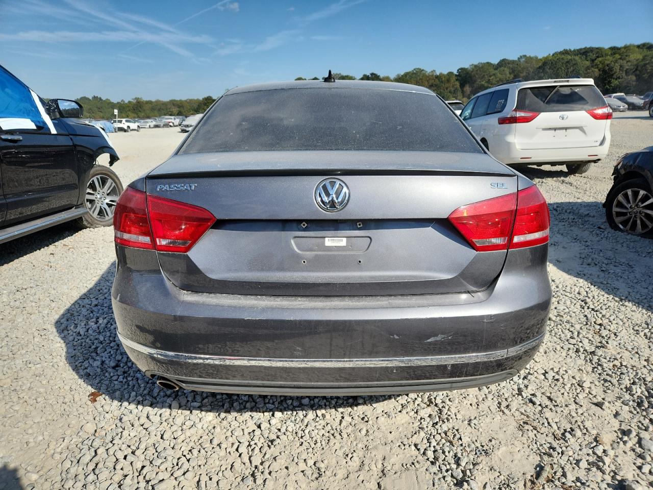 2013 Volkswagen Passat Sel VIN: 1VWCP7A30DC092030 Lot: 86894095