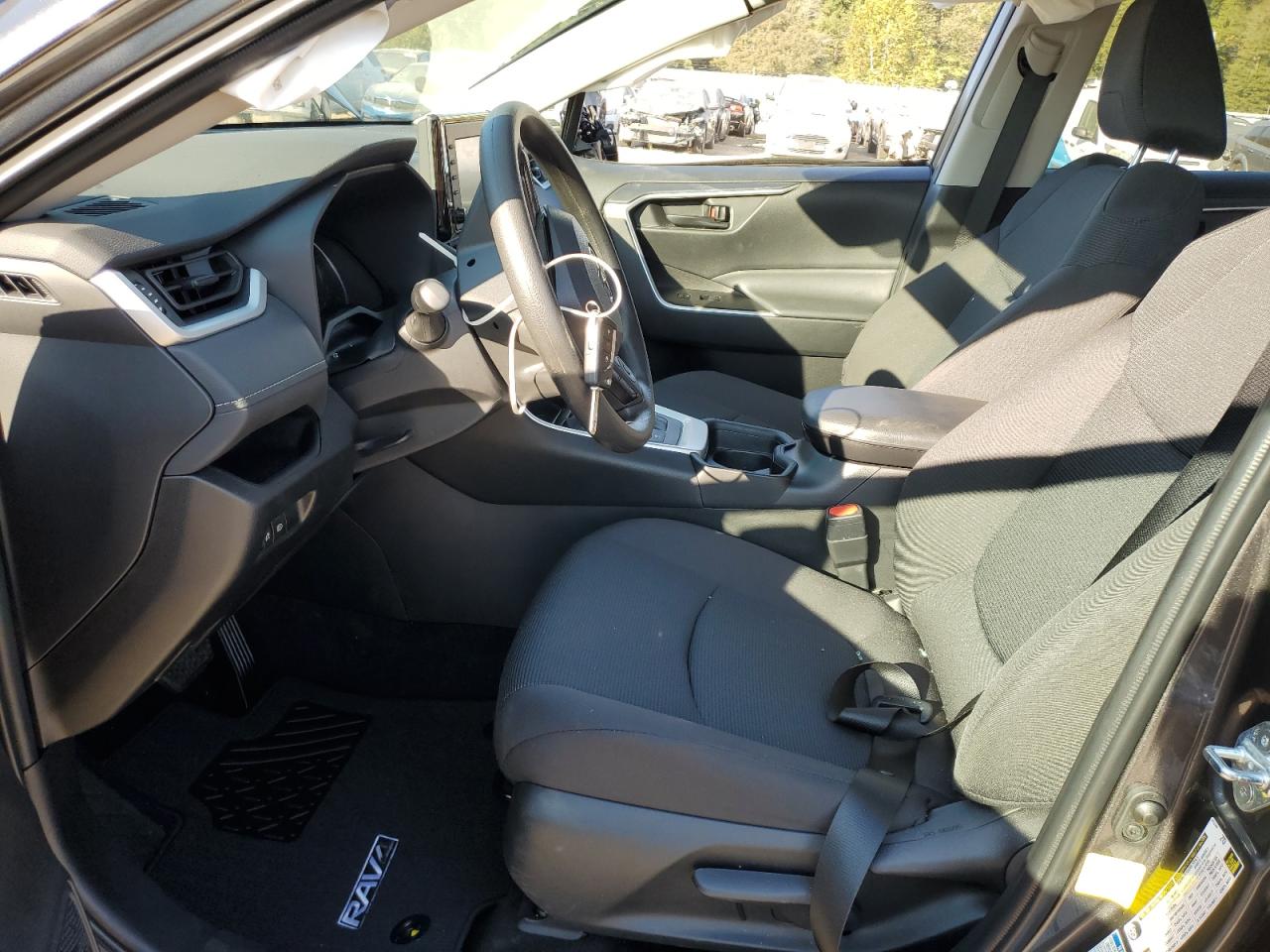 2021 Toyota Rav4 Le VIN: 4T3LWRFV5MU044063 Lot: 82471205