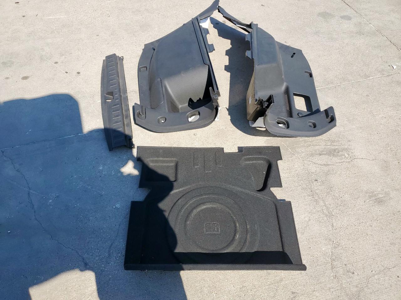 2020 Chevrolet Equinox Lt VIN: 3GNAXKEV7LS692150 Lot: 81970125