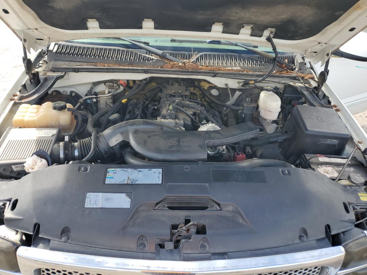 2005 GMC Sierra K1500 Denali VIN: 2GTEK63N451377761 Lot: 84632325