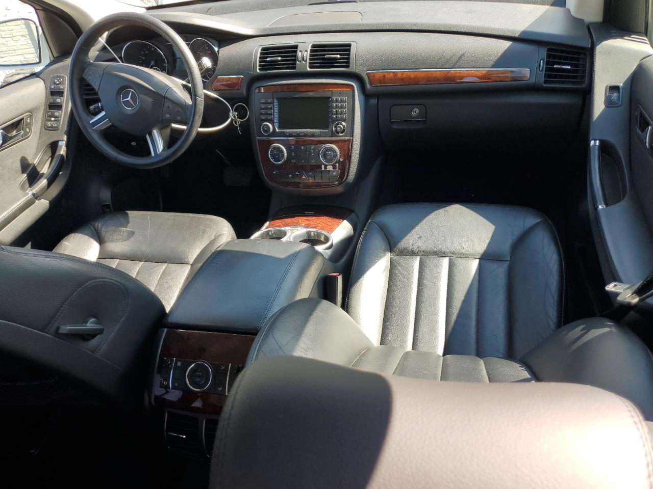 2006 Mercedes-Benz R 500 VIN: 4JGCB75E26A021161 Lot: 89706005