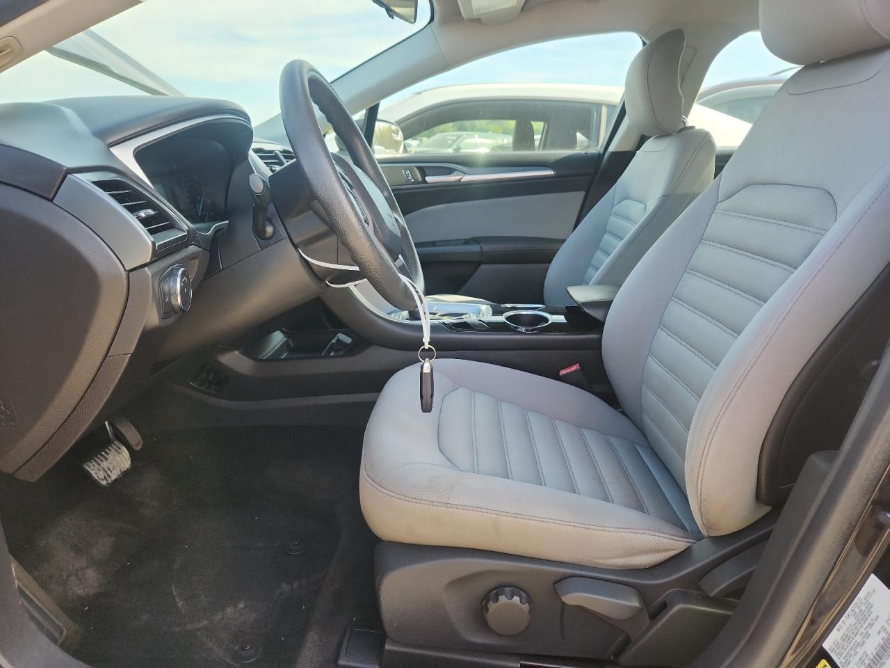 2013 Ford Fusion S VIN: 3FA6P0G75DR354519 Lot: 81964995