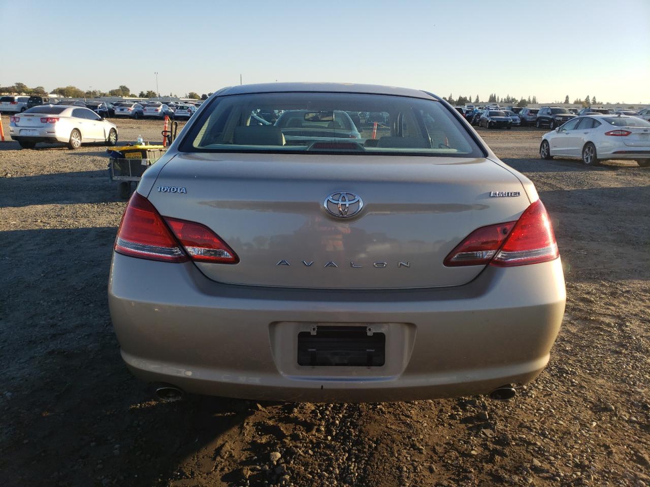 2006 Toyota Avalon Xl VIN: 4T1BK36B76U155803 Lot: 82496125