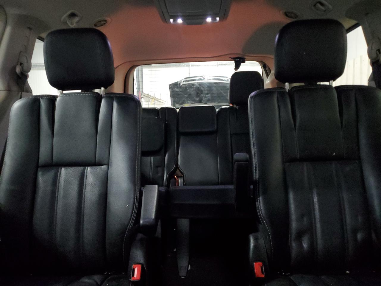 2012 Chrysler Town & Country Touring VIN: 2C4RC1BG8CR239921 Lot: 85385475