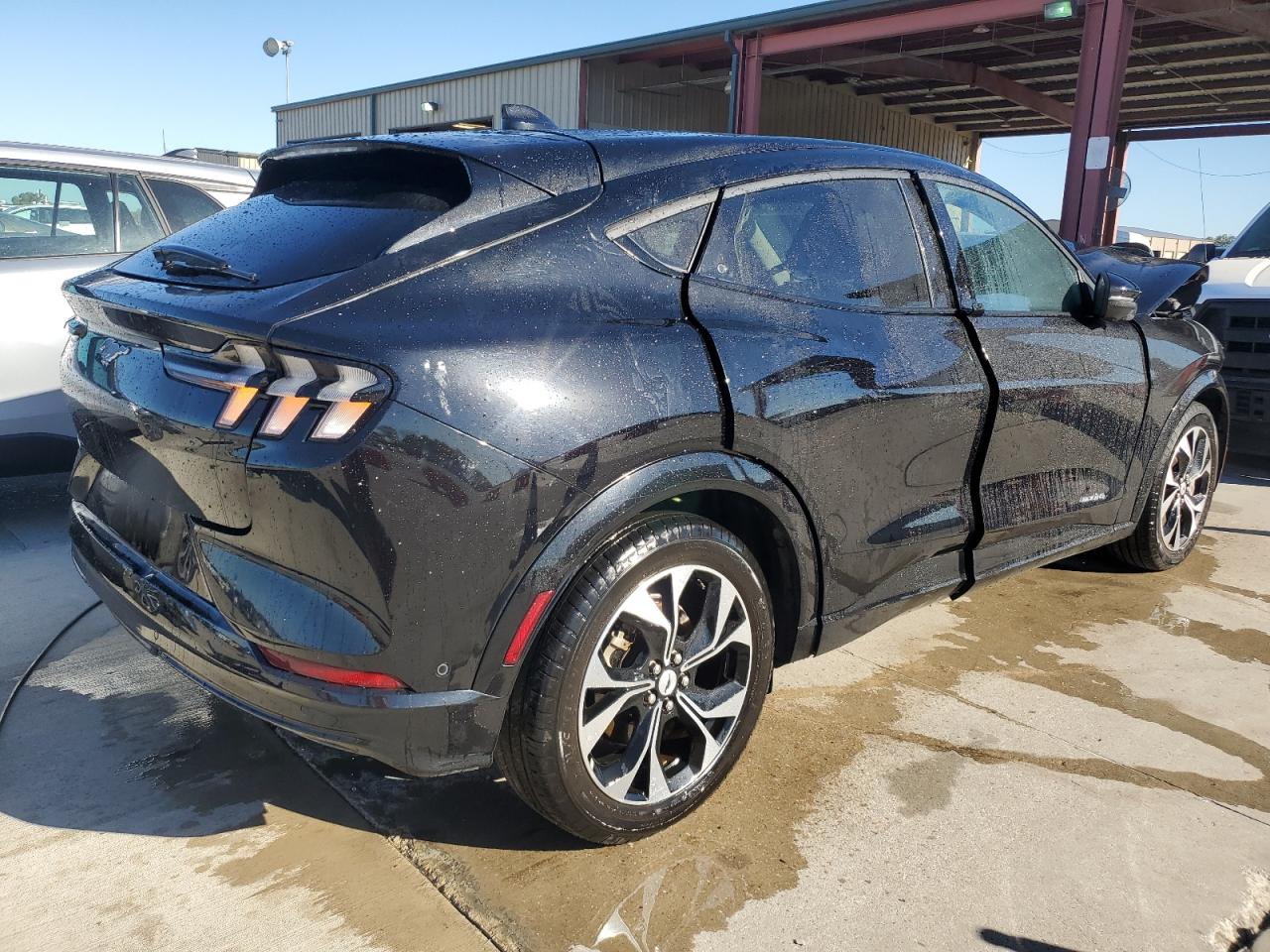 2023 Ford Mustang Mach-E Premium VIN: 3FMTK3SU5PMA61386 Lot: 89508635