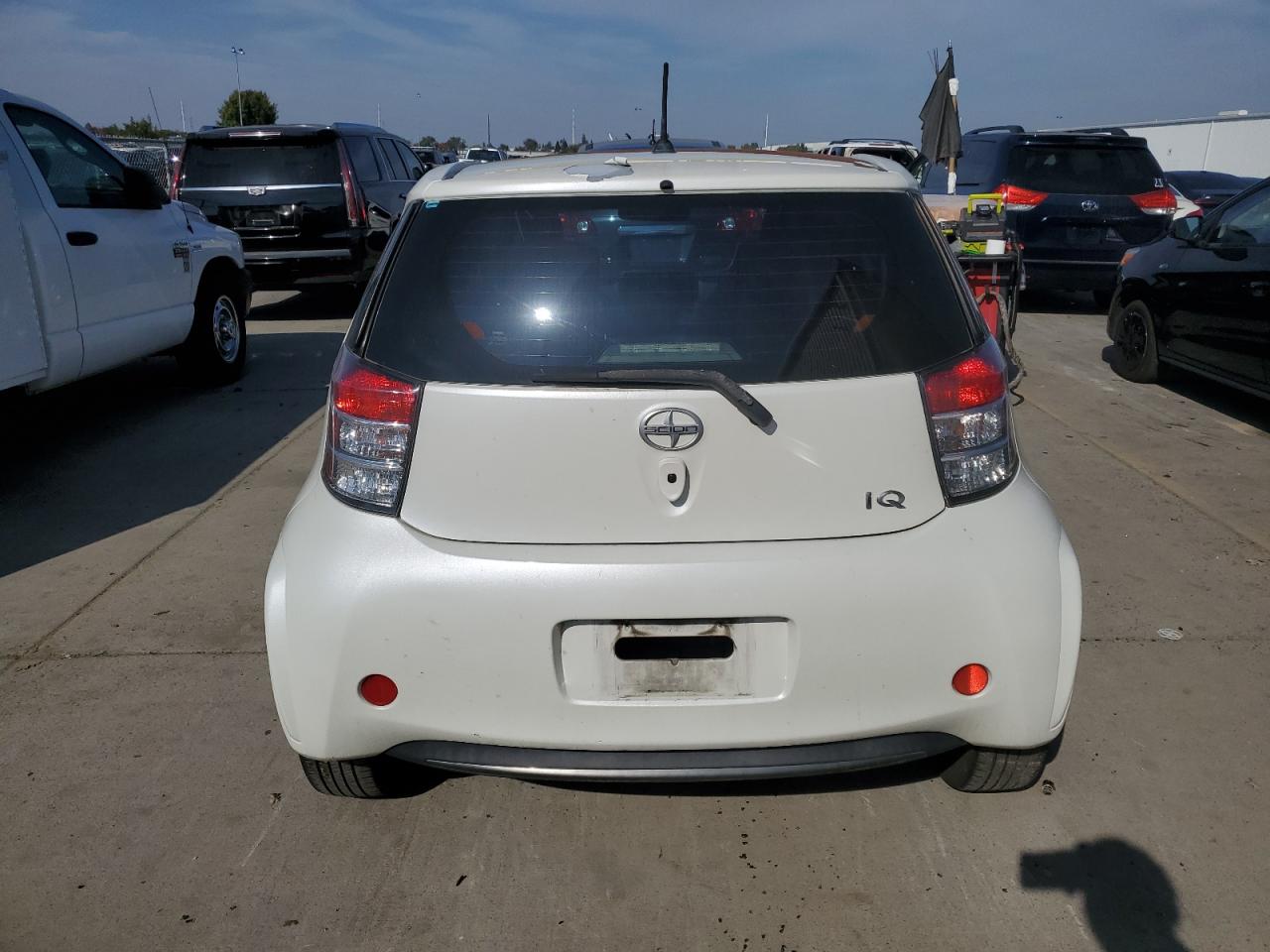2012 Toyota Scion Iq VIN: JTNJJXB00CJ013977 Lot: 89777015