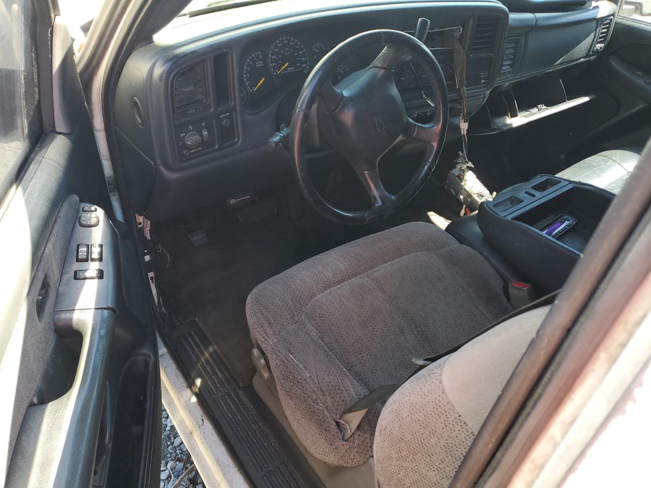 2000 Chevrolet Silverado VIN: 2GCEC19T0Y1104018 Lot: 86139185