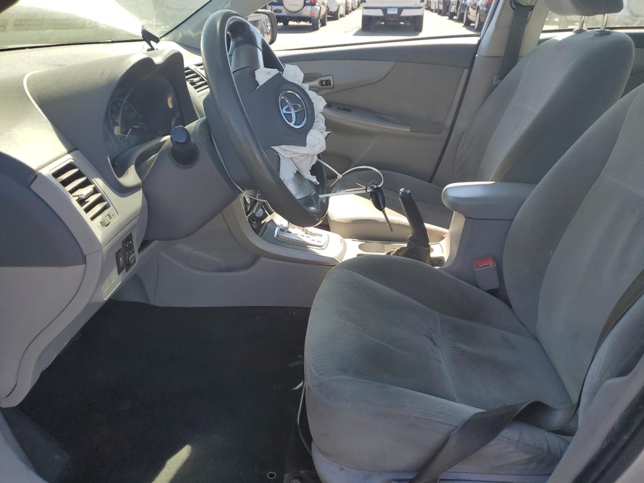 2010 Toyota Corolla Base VIN: 2T1BU4EEXAC263628 Lot: 82150565