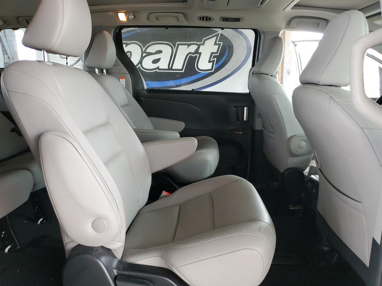2020 Toyota Sienna Xle VIN: 5TDDZ3DCXLS240557 Lot: 82214525