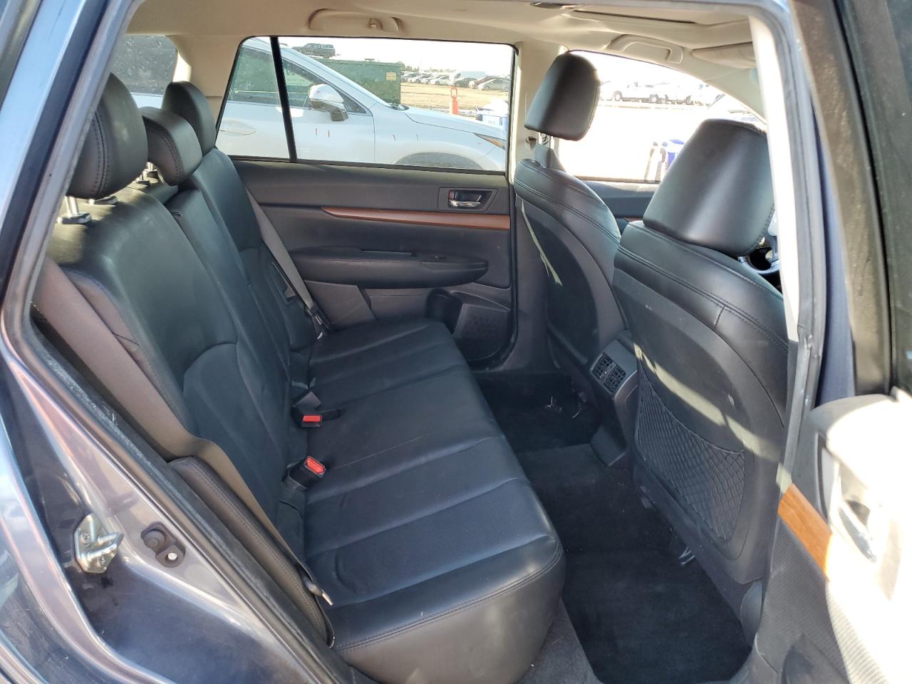 2013 Subaru Outback 2.5I Limited VIN: 4S4BRBKC9D3216897 Lot: 84910685