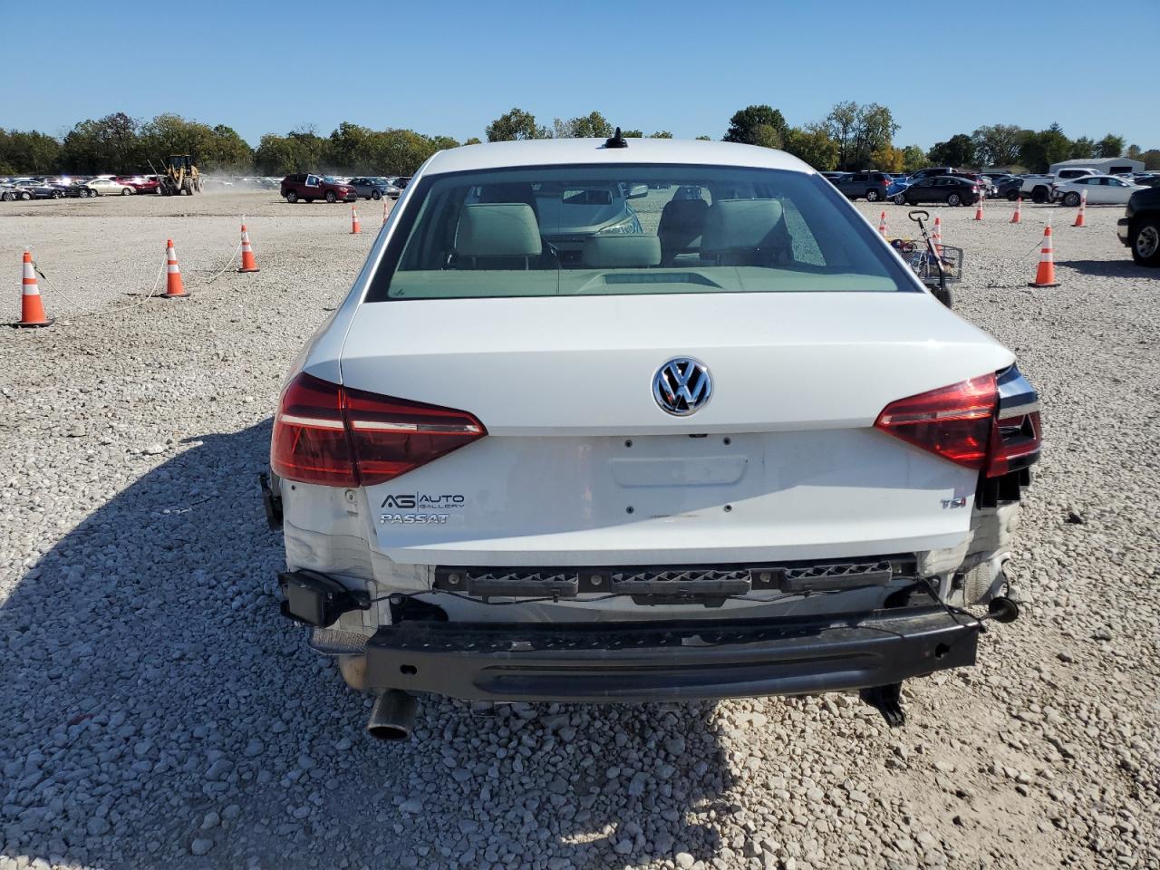 2018 Volkswagen Passat S VIN: 1VWAA7A36JC028918 Lot: 85873375