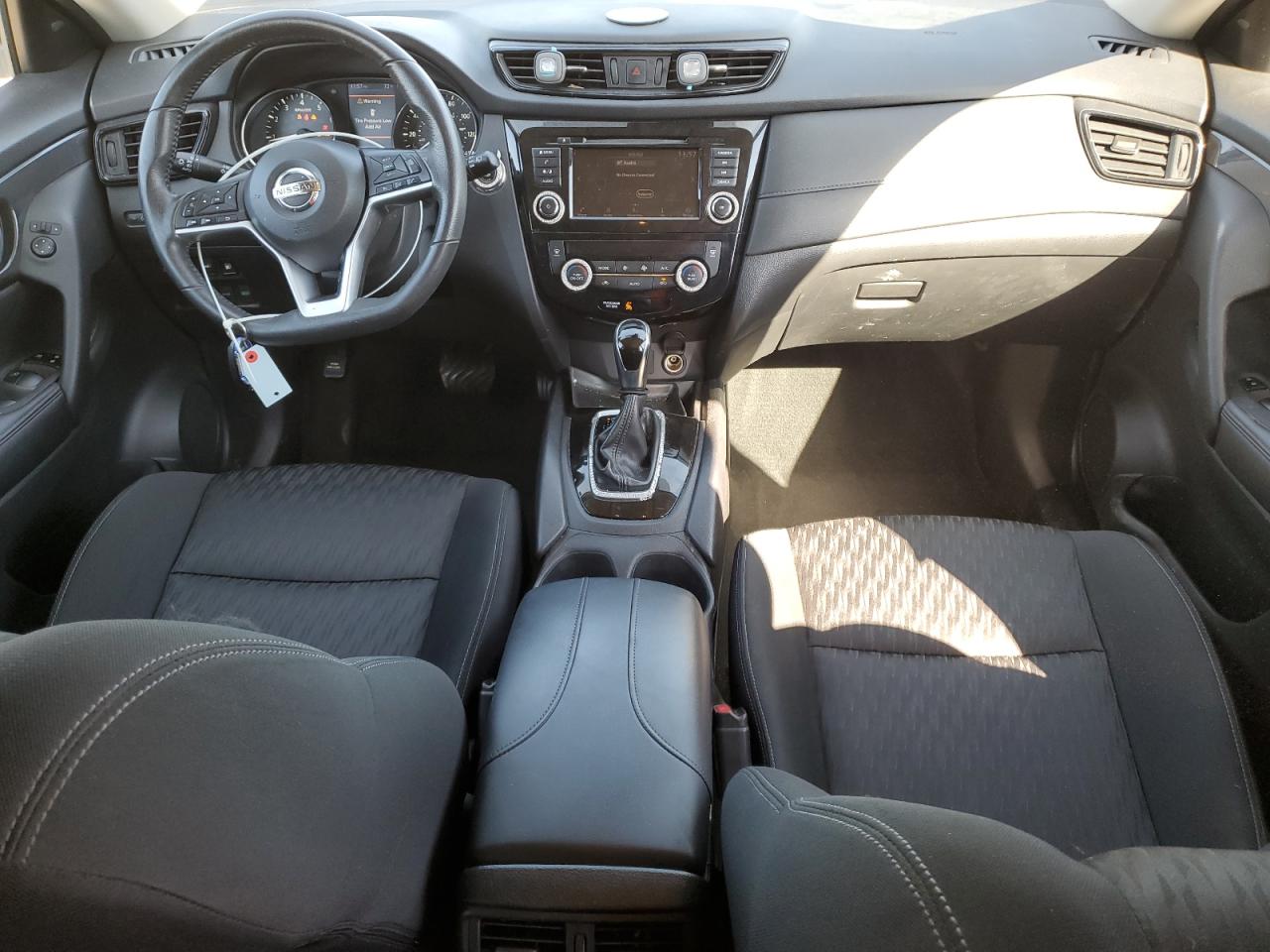 2019 Nissan Rogue S VIN: KNMAT2MV7KP553932 Lot: 82458685