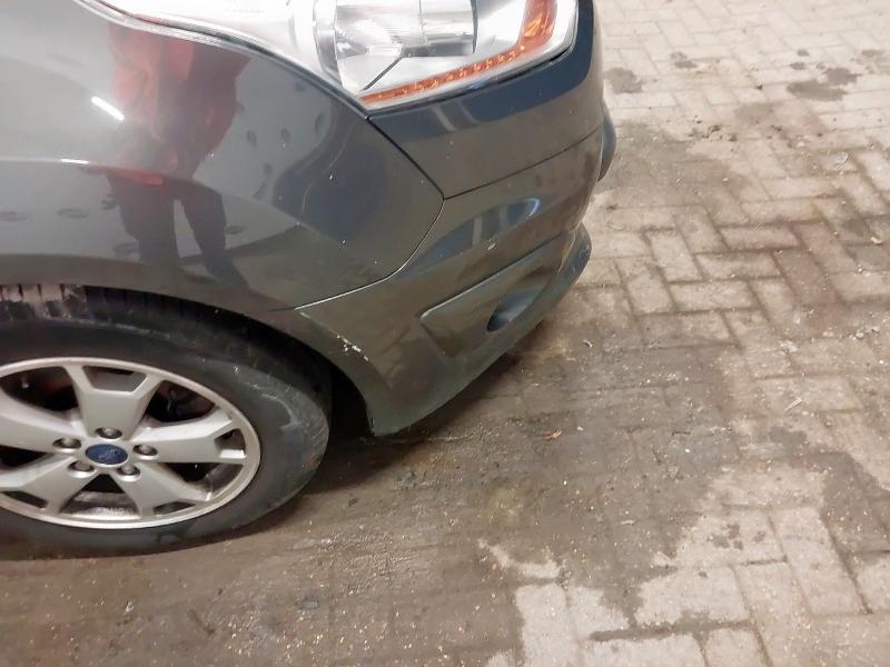 2015 FORD TOURNEO CONNECT GR T-NIUM 