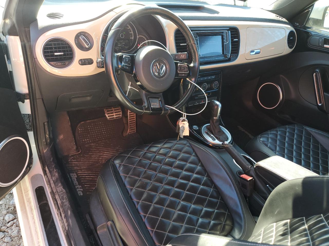 2019 Volkswagen Beetle S VIN: 3VW5DAAT0KM510659 Lot: 85518885