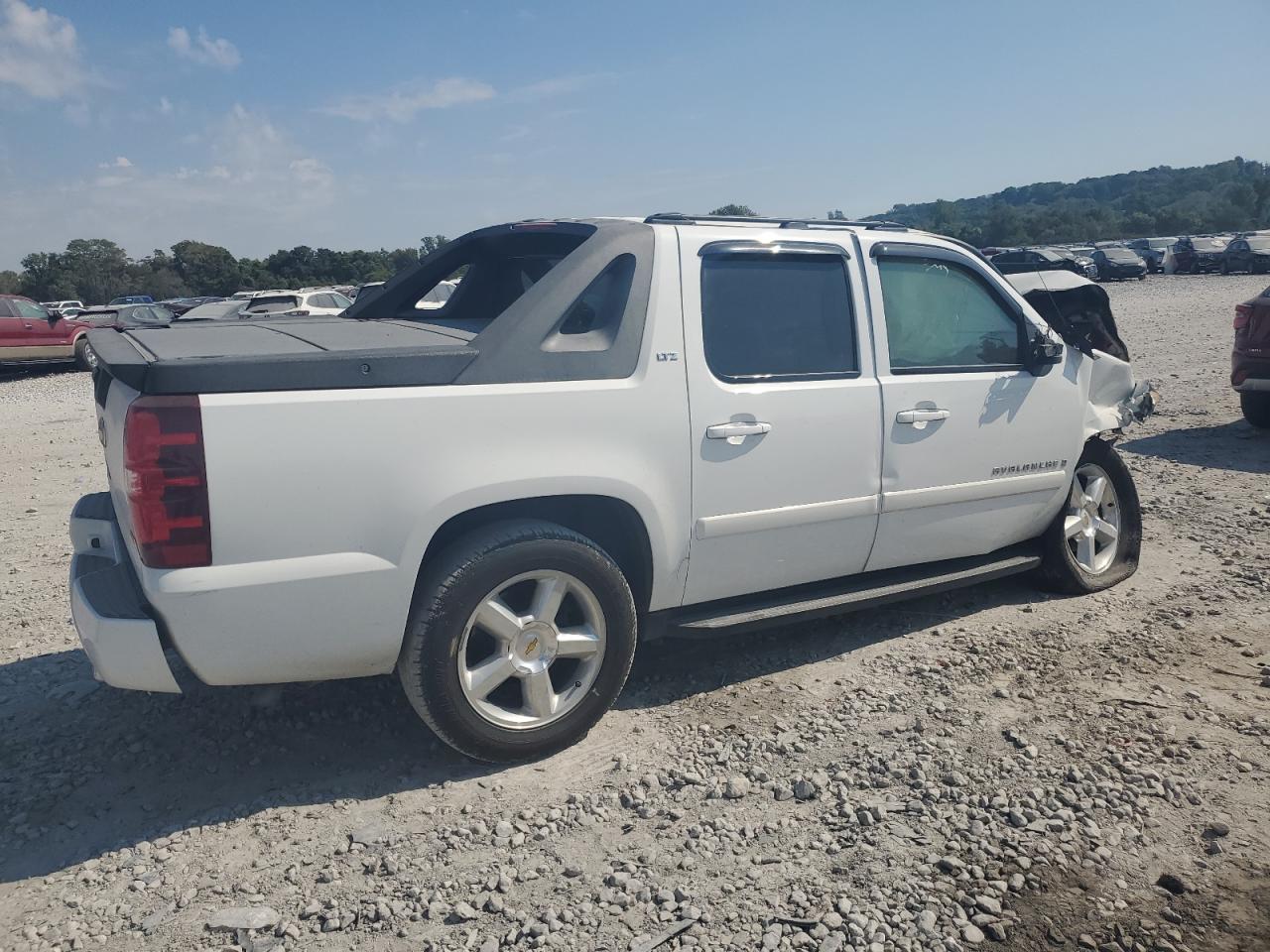 2007 Chevrolet Avalanche K1500 VIN: 3GNFK12357G265124 Lot: 81973175