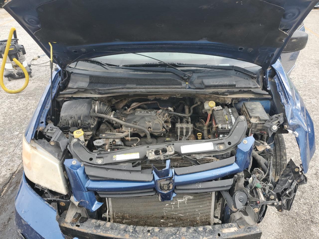 2010 Dodge Grand Caravan Se VIN: 2D4RN4DE7AR326314 Lot: 90071145