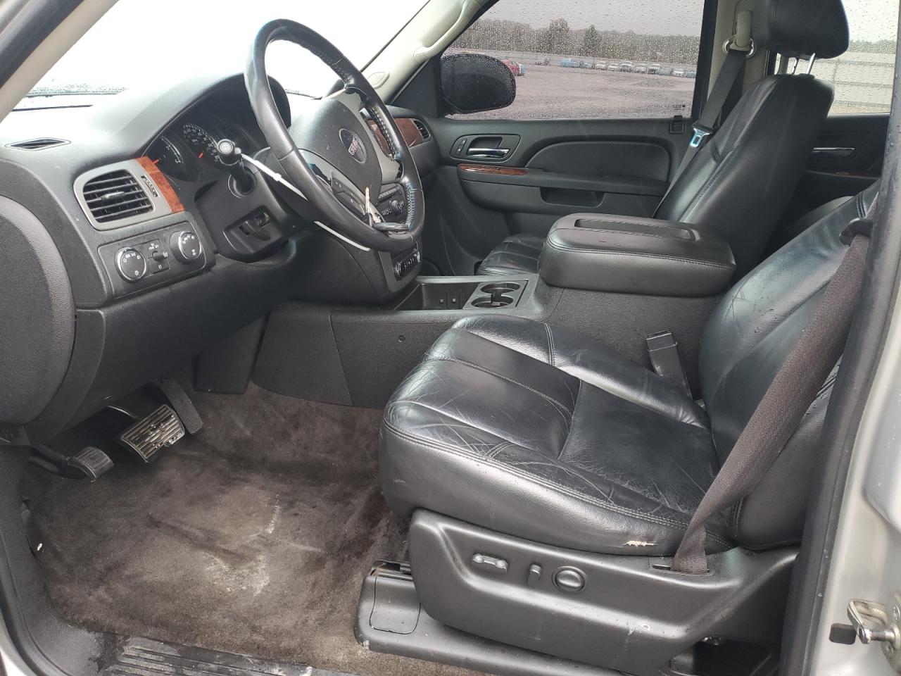 2011 GMC Yukon Slt VIN: 1GKS2CE04BR235999 Lot: 85281445