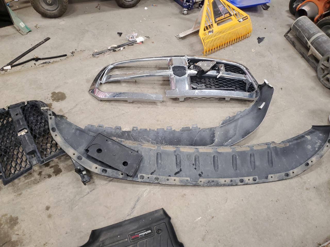 2015 Ram 1500 Slt VIN: 1C6RR7GGXFS693897 Lot: 85737005