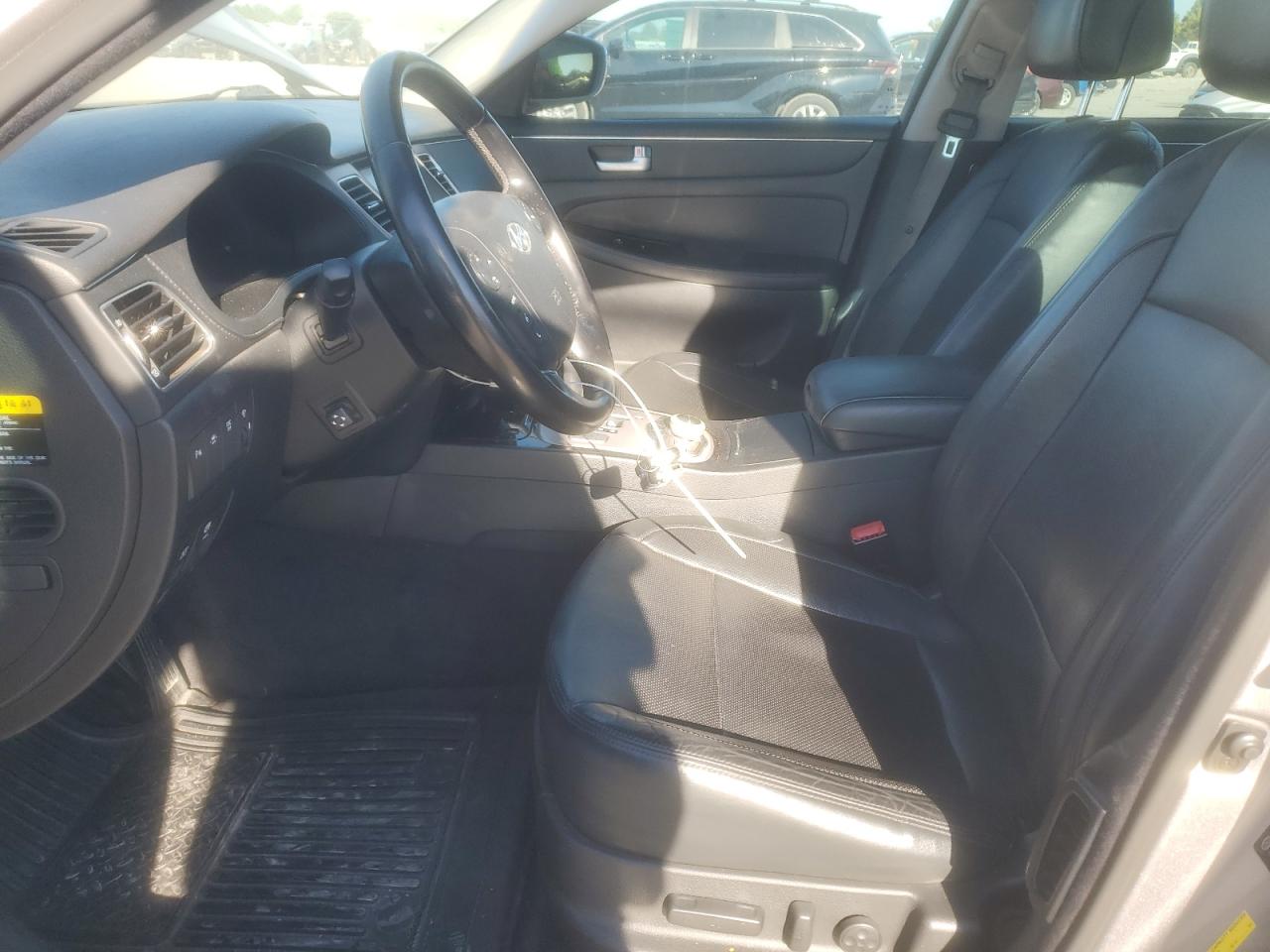 2013 Hyundai Genesis 5.0L VIN: KMHGC4DH0DU236591 Lot: 85737855