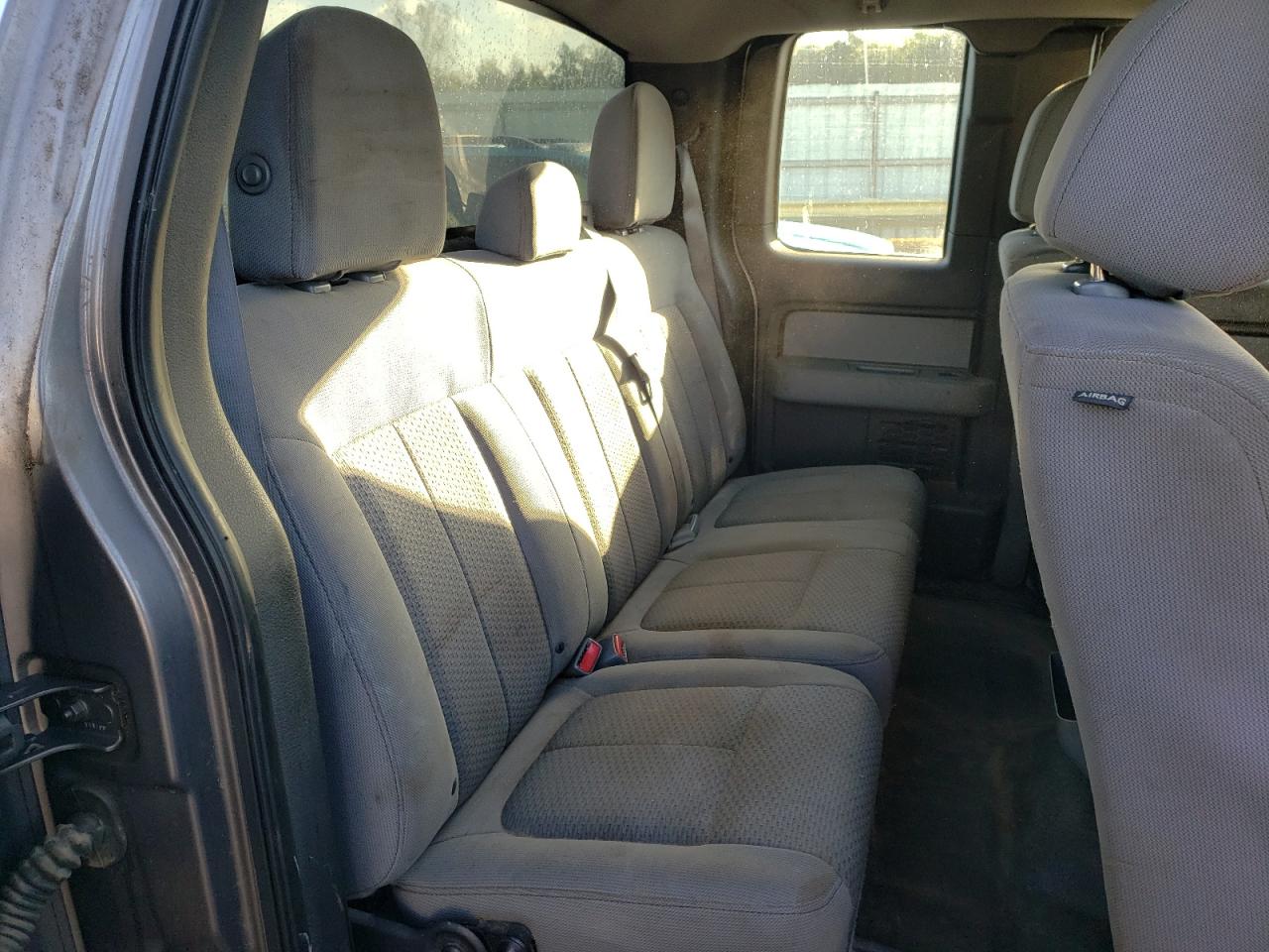 2014 Ford F150 Super Cab VIN: 1FTFX1EF1EKF33608 Lot: 82186075