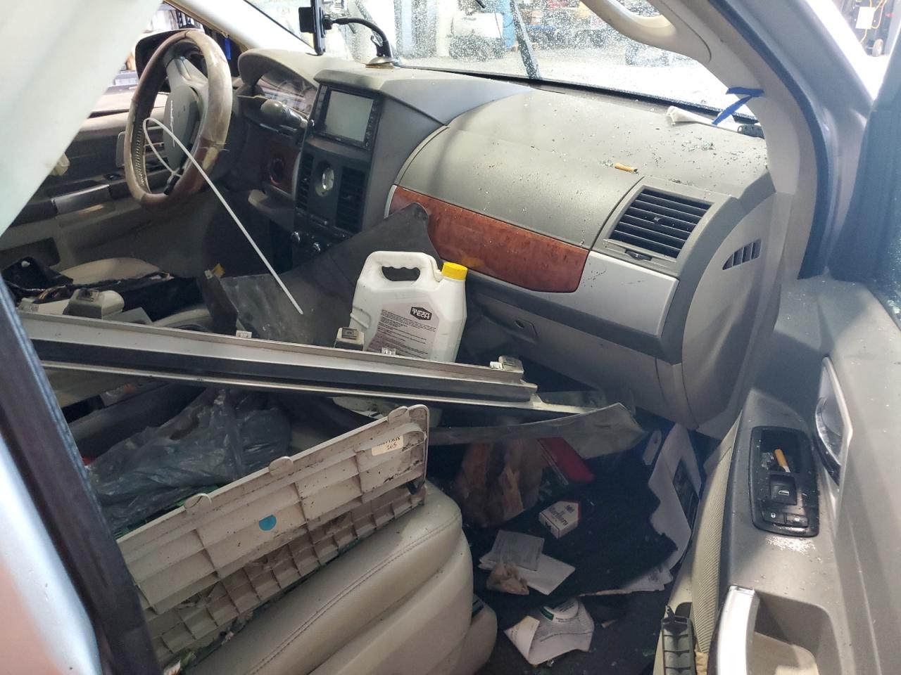 2008 Chrysler Town & Country Touring VIN: 2A8HR54P18R658384 Lot: 89918855