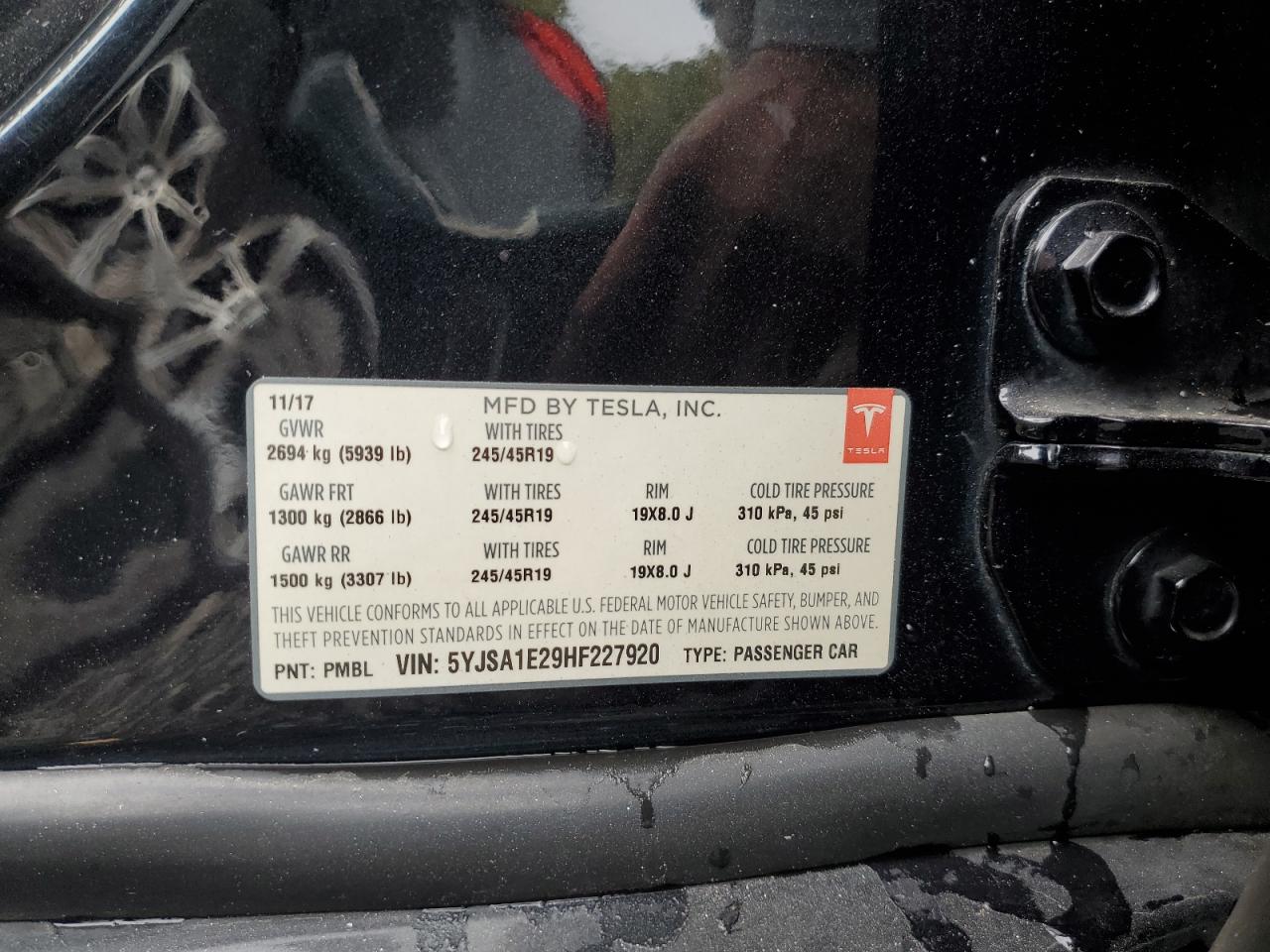 2017 Tesla Model S VIN: 5YJSA1E29HF227920 Lot: 82302255