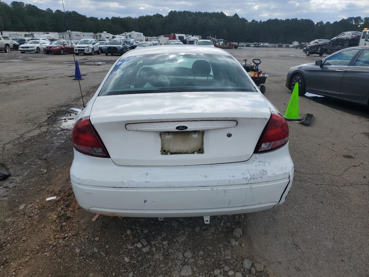 2007 Ford Taurus Se VIN: 1FAFP53U67A121126 Lot: 94443115