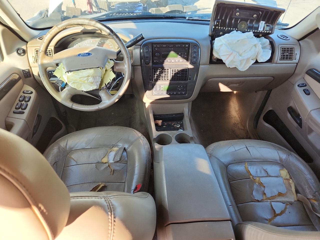 2002 Ford Explorer Limited VIN: 1FMDU75W62ZB93213 Lot: 81965595