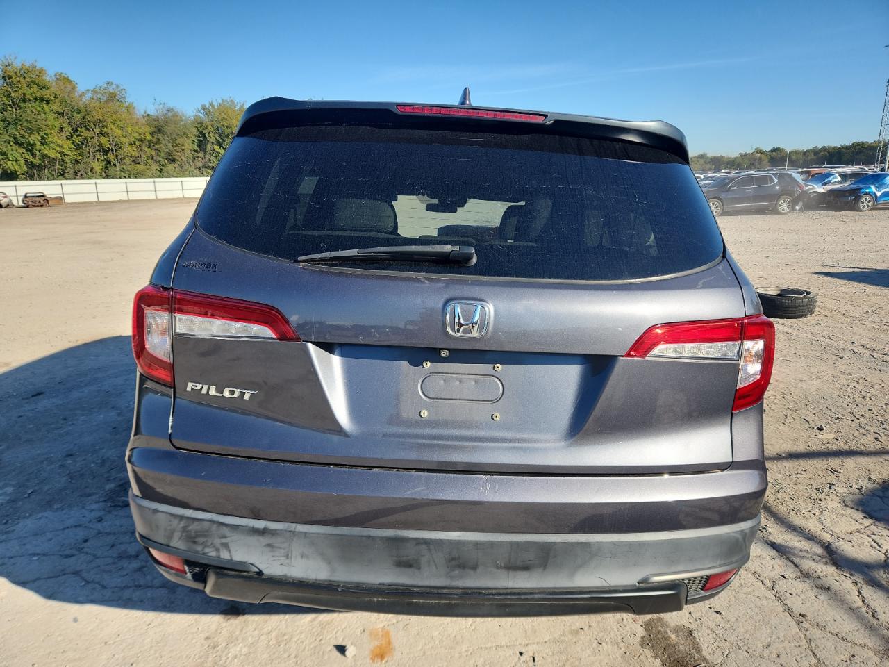 2019 Honda Pilot Lx VIN: 5FNYF5H14KB008795 Lot: 90725535