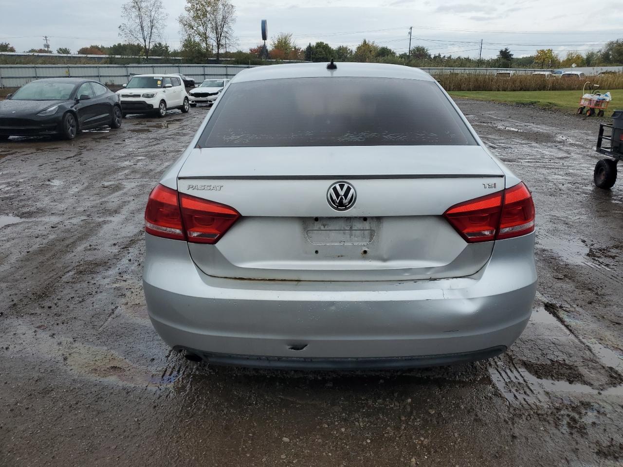 2014 Volkswagen Passat S VIN: 1VWAT7A34EC102241 Lot: 82319785
