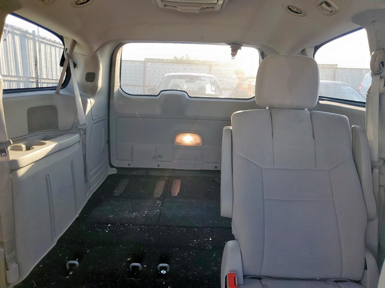 2011 Chrysler Town & Country Touring VIN: 2A4RR5DG4BR782999 Lot: 85193275