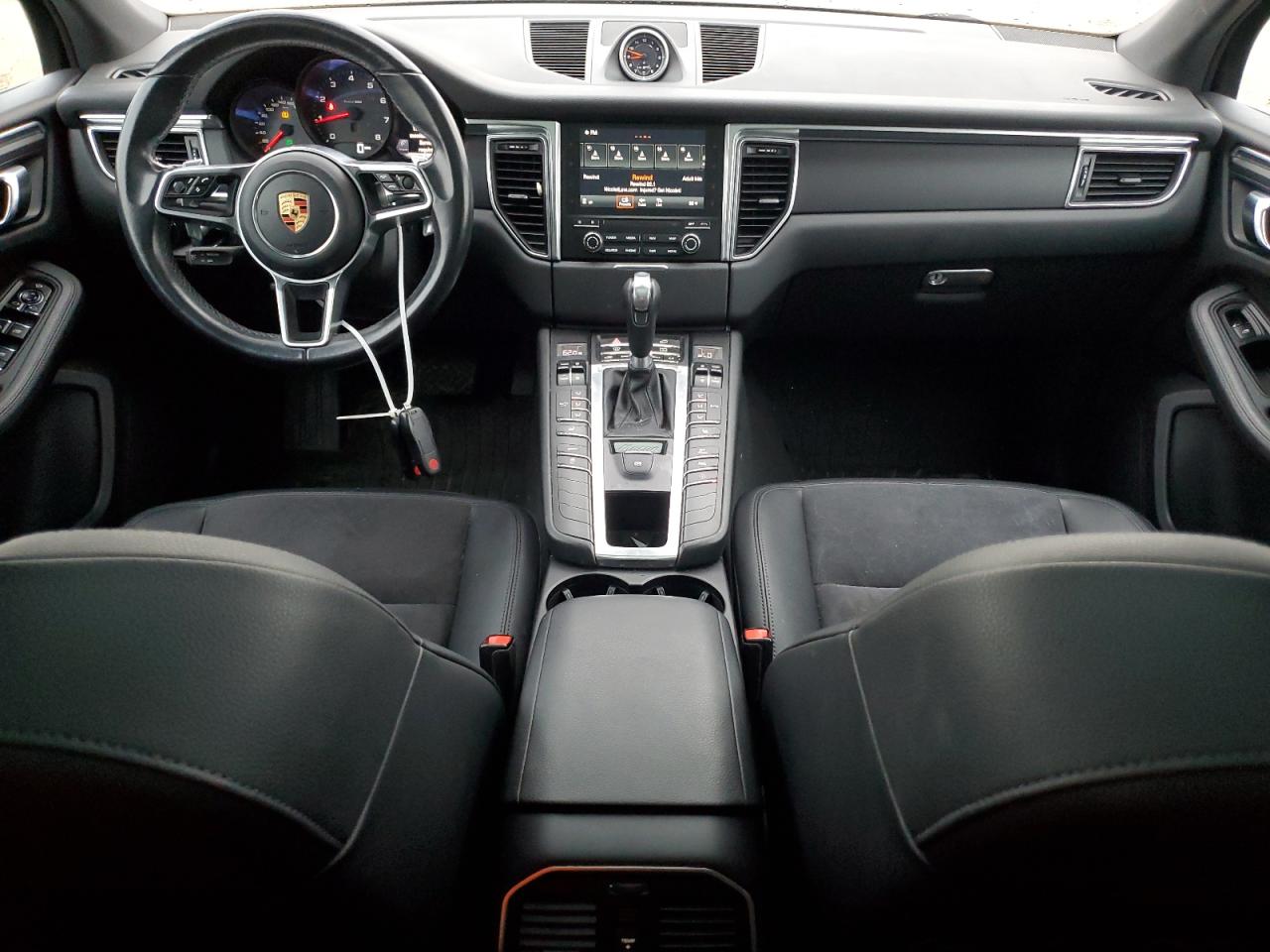 2017 Porsche Macan VIN: WP1AA2A53HLB01517 Lot: 86434585