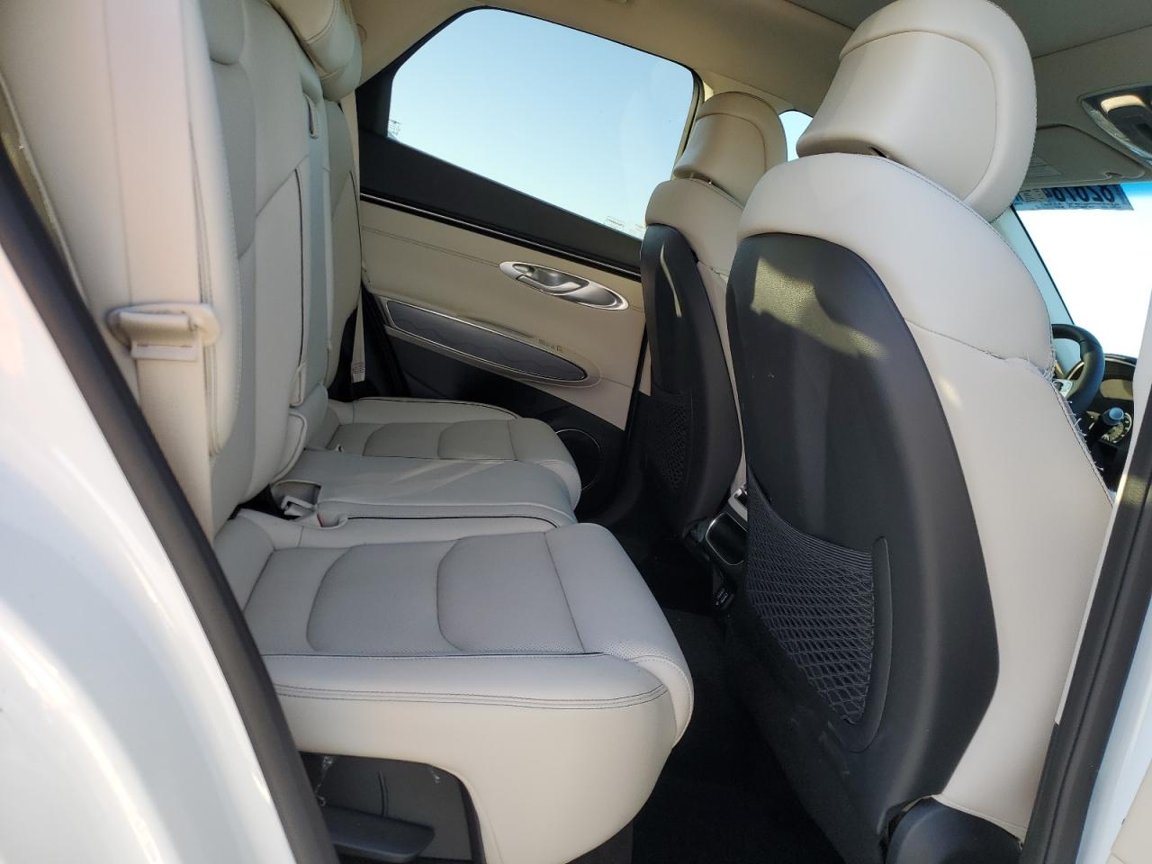 2024 Genesis Gv70 Base VIN: 5NMMADTB6RH007292 Lot: 82678475