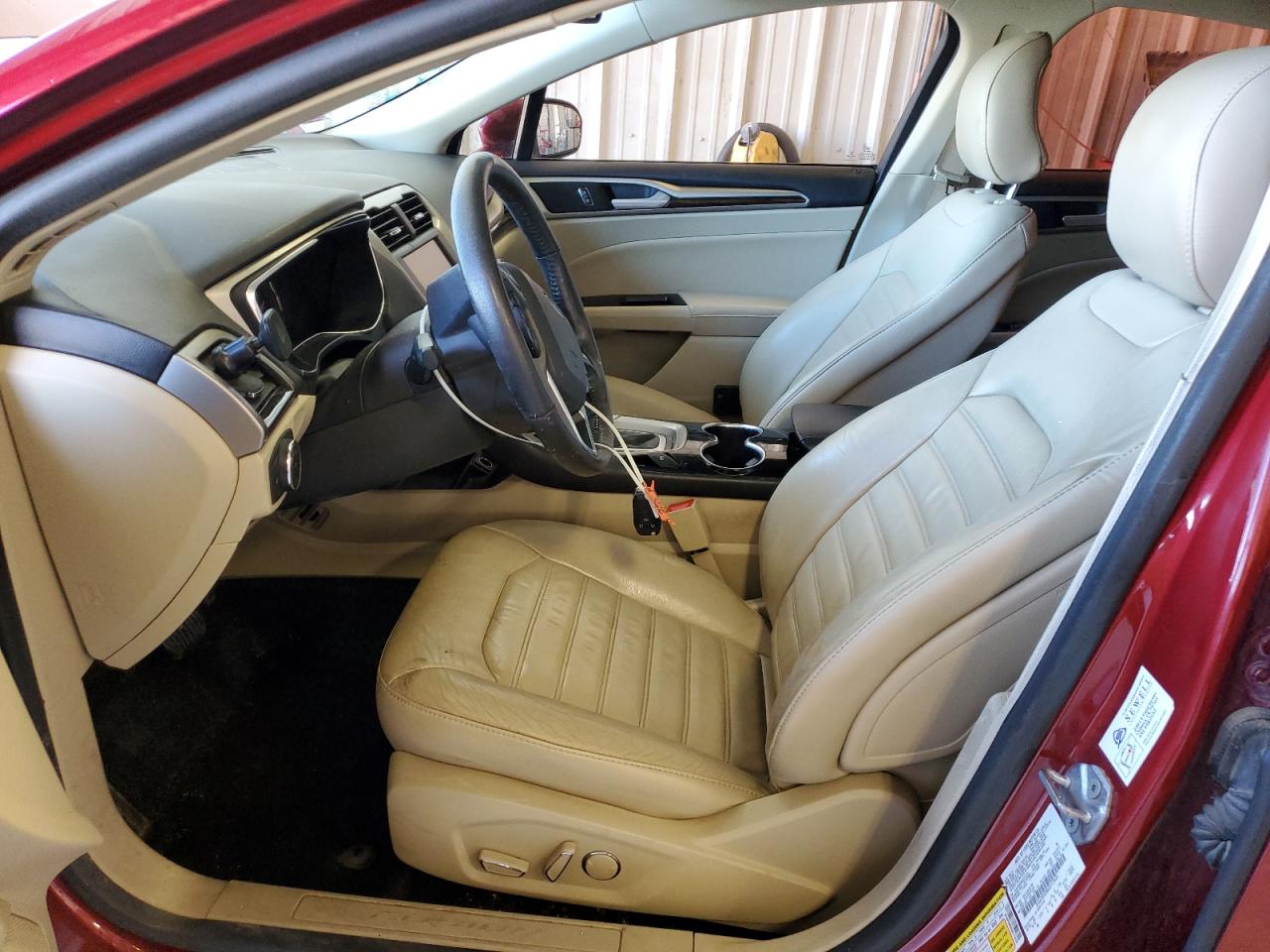 2016 Ford Fusion Se VIN: 3FA6P0HD8GR172435 Lot: 90215915