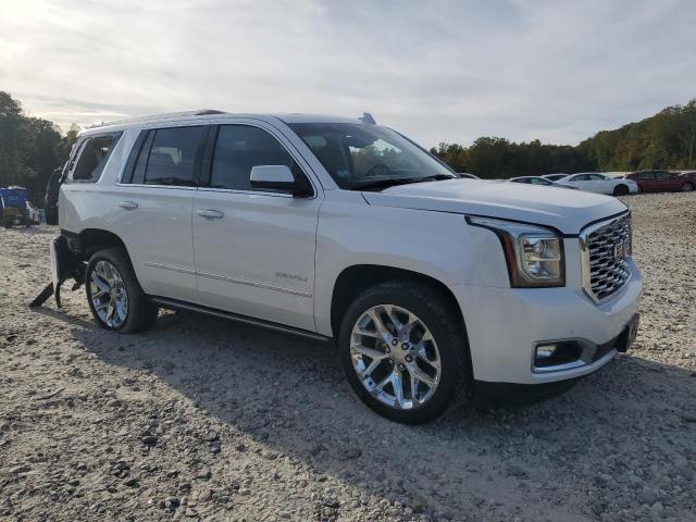  GMC YUKON 2018 Белы